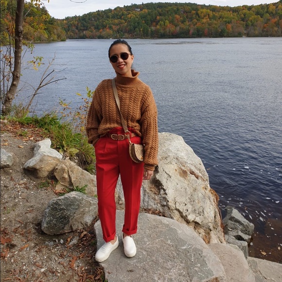 Meet your Posher, Catherine - Picture 2 of 3